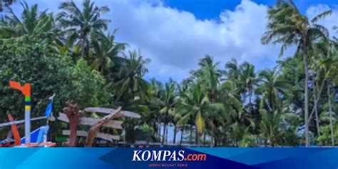 Pantai Kelapa Tuban Daya Tarik Harga Tiket Jam Buka Dan Rute