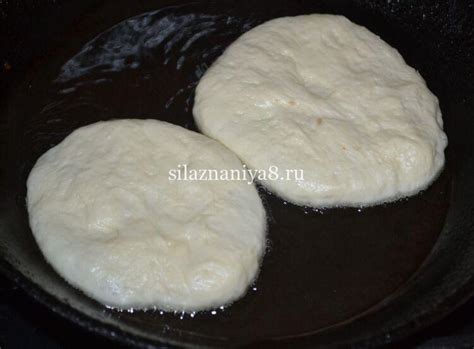Беляши с фаршем на сковороде (пышные домашние рецепты)