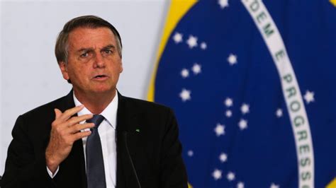 Bolsonaro Nega Aventura Na Economia E Fala Que Não Furará Teto