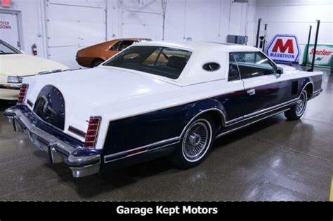 1979 Lincoln Continental Mark V Bill Blass White Blue Coupe 400 V8