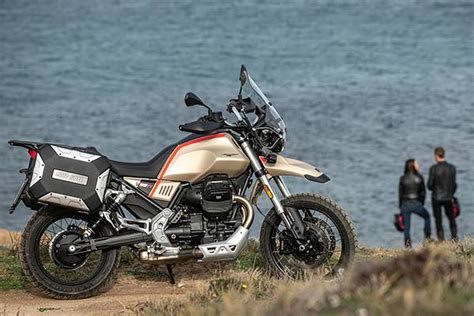 Review Moto Guzzi V Tt Travel