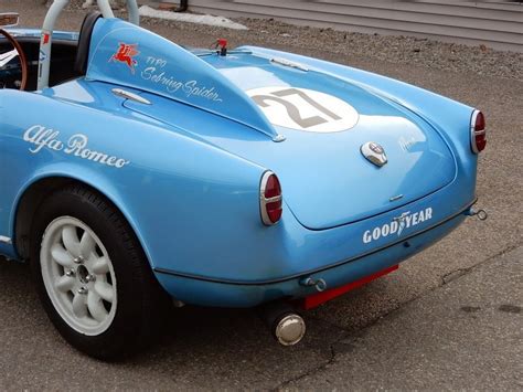 1956 ALFA ROMEO GIULIETTA SPIDER Fabricante ALFA ROMEO PlanetCarsZ