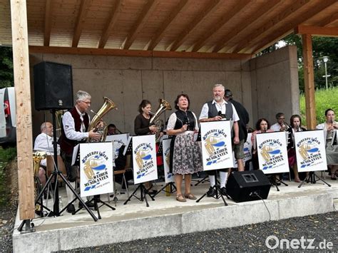 Wetter Spielt Nicht Mit Bei Der Letzten Serenade Im Moosbacher Kurpark