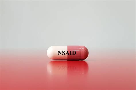 Naproxen: Side Effects and Overdose Concerns | Poison Control