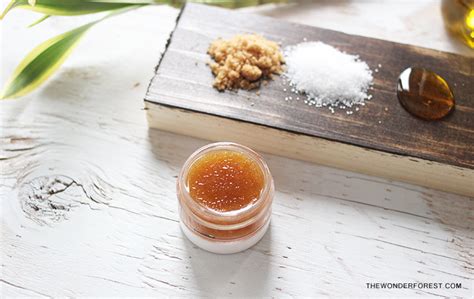 Diy Lip Scrubs That Are Homemade And Smell Great