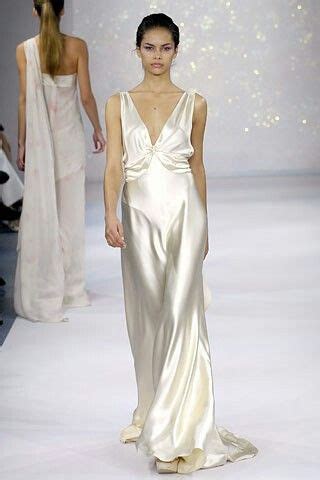 Pin by Елена on Дизайнеры. | Fashion, Fashion show, Ready to wear