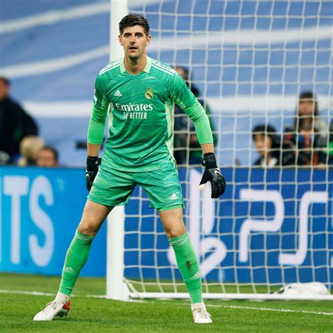 Real Madrid Team News at Valencia: Rodrygo, Thibaut Courtois