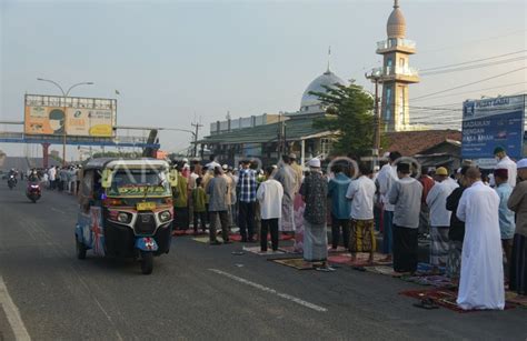 SHALAT IDUL FITRI 1443H ANTARA Foto