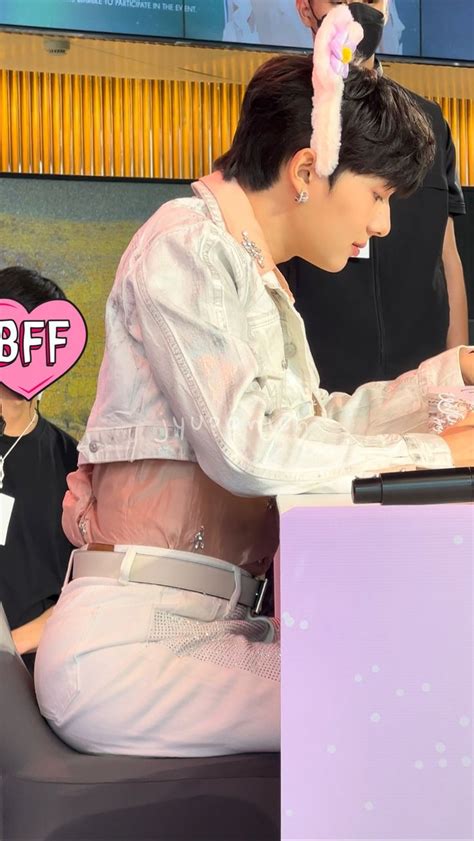 Pin by Tai Sawada on Старые плакаты Cute korean boys Cute gay Actors