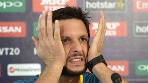 Shahid Afridi 'clueless' says Pakistan team manager Intikhab Alam ...