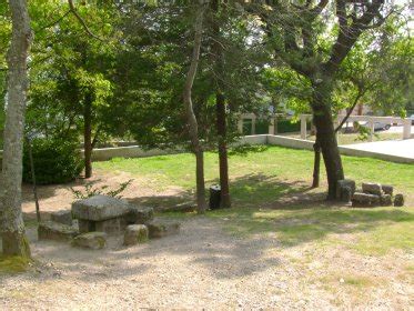 Parque De Merendas Do Santu Rio Da Lapinha Guimar Es All About Portugal