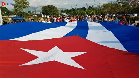 Símbolos Patrios Y Atributos Nacionales De La República De Cuba