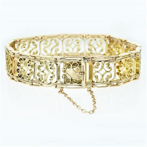 Antique 9ct Gold Fancy Link Gate Bracelet C1900