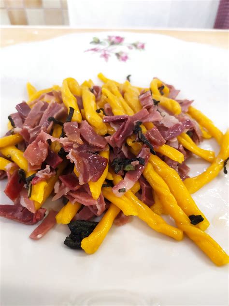 Strozzapreti Di Zucca Al Prosciutto E Salvia Vsb Bologna Scuola Di