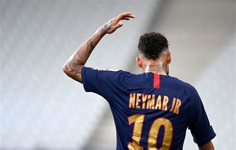 PSG Champions League Hopes Rest on the Shoulders of Neymar According to ...