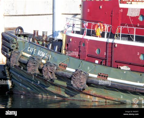 Working Tugboats Hi Res Stock Photography And Images Alamy