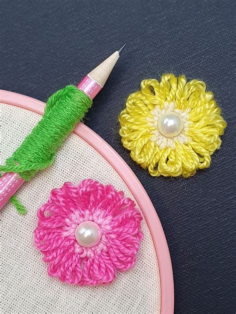 Easy Woolen Flower Making Ideas With Pencil Hand Embroidery Amazing