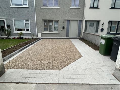 gravelled driveway  paved pathway  border  raheny dublin