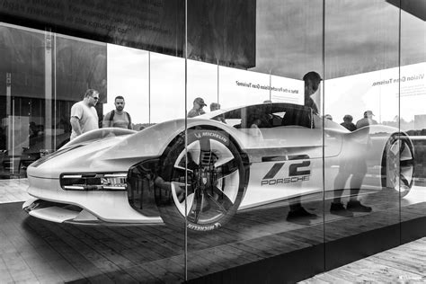 Porsche Vision Gran Turismo Racing Into Gt7 With Electric Flickr