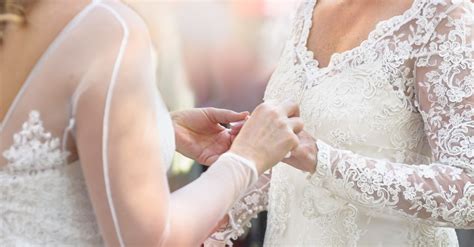 Becket Cook Discusses Amy Grant Hosting Niece S Same Sex Wedding Crosswalk