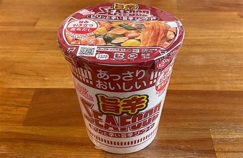 あっさりおいしいカップヌードル 旨辛シーフード！ピリッとした辛みを加えた食べやすい味と量の一杯 きょうも食べてみました。