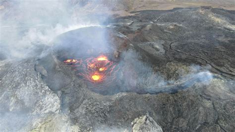 Volcanic Eruption On Icelands Reykjanes Peninsula In Pictures August