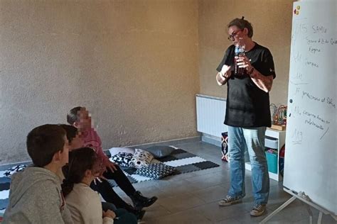 Indre et Loire avec Les P tits Héros elle forme les enfants aux premiers secours