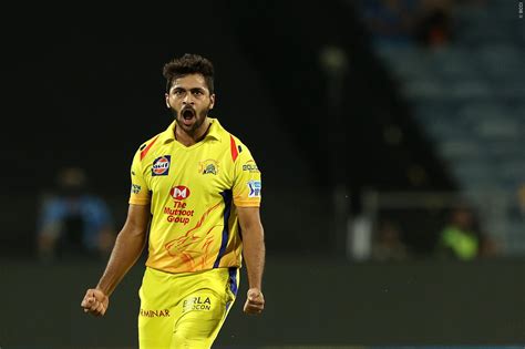 Top 5 Best Bowling Performances of Shardul Thakur in IPL