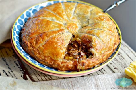 Steak Pie with cheddar|An easy meat pie recipe - SWEETASHONEY