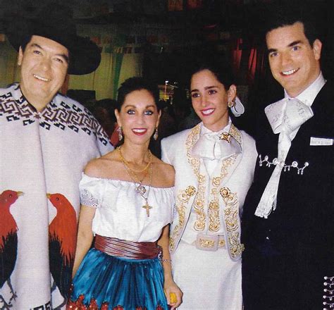 La Relación Entre Luis Miguel Y Los Hank