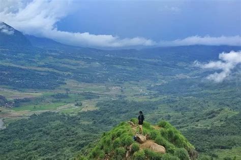 3 Tempat Wisata Gunung Di Bogor Yang Cocok Buat Pendaki Pemula Depok