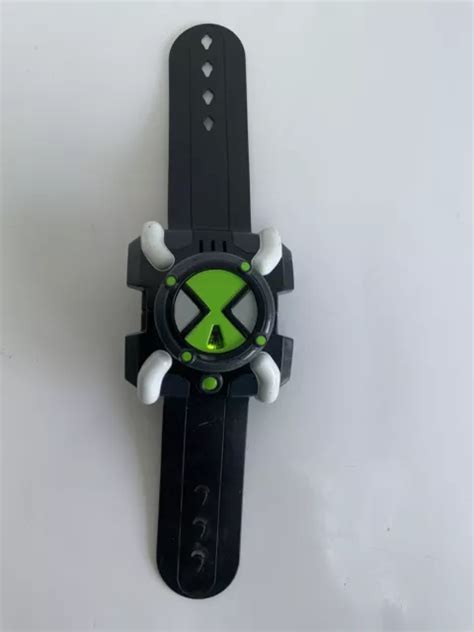 MONTRE BEN 10 Omnitrix originale rare FX lumières sons jouet Bandai