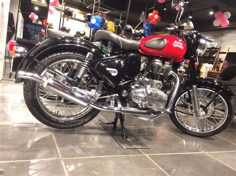 Royal Enfield Classic 350 Redditch Series Red