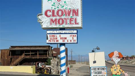 ‘clown Motel Inside The Nevada Hotel In Haunted Town Of Tonopah