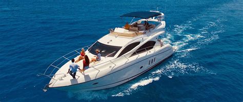 Hawaii Boats And Yachts Magazine