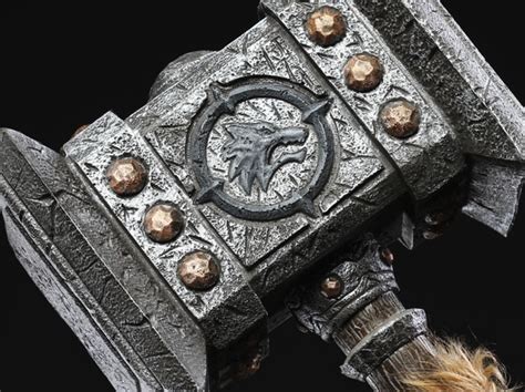 Replica WoW Doomhammer Is Excellent for Maiming Your Friends » Fanboy.com