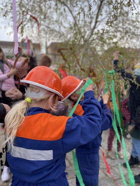 Stadt Fürstenberg Havel Maibaumaufstellen 2022