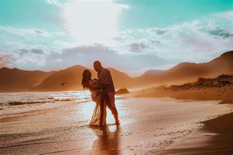 Romantic Couple On Beach Wallpaper