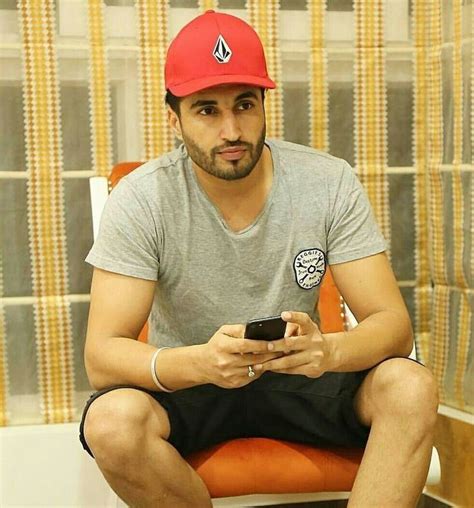 Jassi Gill Hairstyle Vijay Singh Mens Casual Dress Outfits Awesome