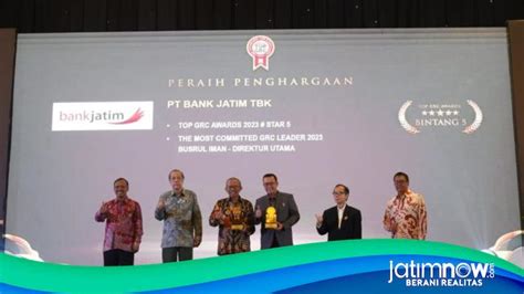 Bank Jatim Boyong Dua Penghargaan Sekaligus Dalam Ajang Top Grc Awards