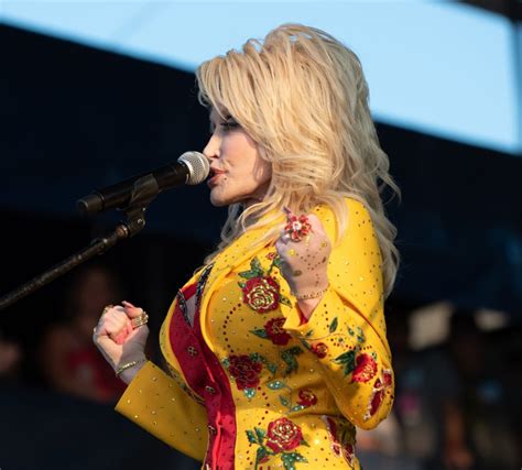 Dolly Parton Responds To Mass Shooting In Allen, Texas - Local Profile ...