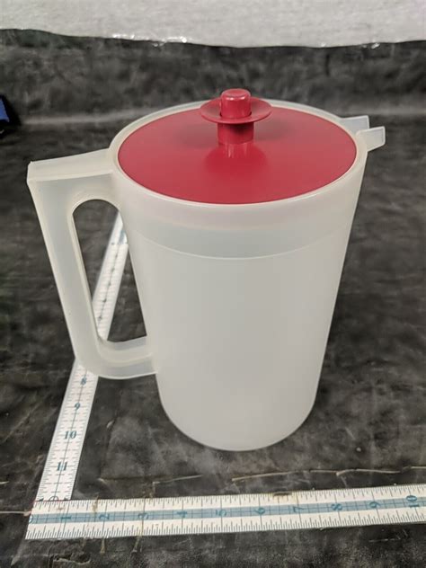 Tupperware Qt Sheer Pitcher W Red Push Button Seal Ebay