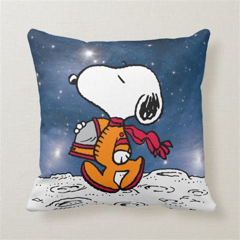 Space Snoopy Throw Pillow Zazzle Throw Pillows Snoopy Snoopy