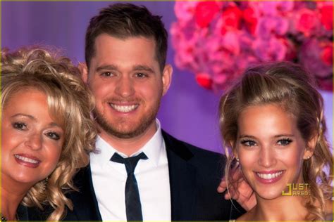 Red Carpet Wedding Michael Buble And Luisana Lopilato Red Carpet Wedding