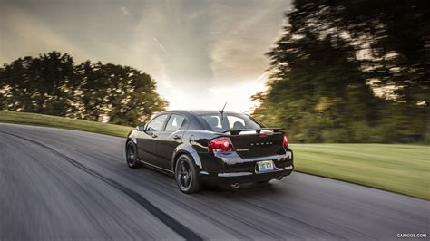 Dodge Avenger BlackTop | 2013MY