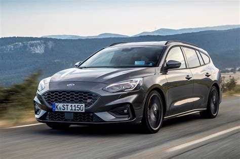 Ford Focus ST Estate 2 0 EcoBlue 2019 Review Autocar