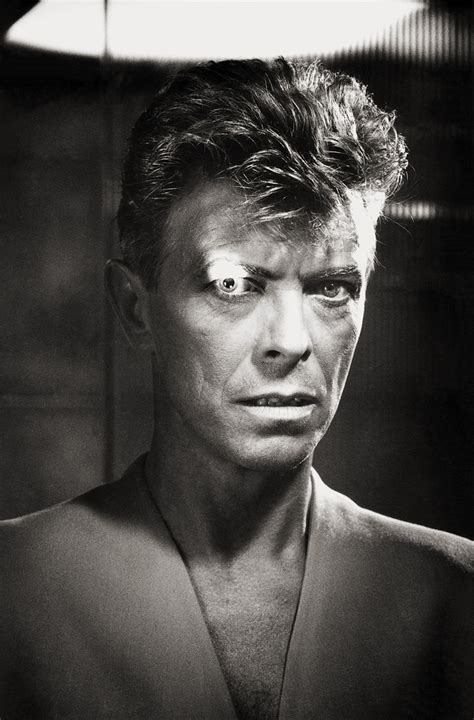 Brian Aris: David Bowie, portrait - Snap Galleries Limited