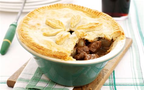 Beef And Guinness Pie Recipes Goodtoknow