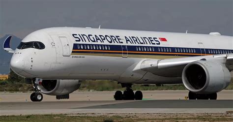 Inside World S Longest Nonstop Flight Clocking In At 18 Hours And 9 500