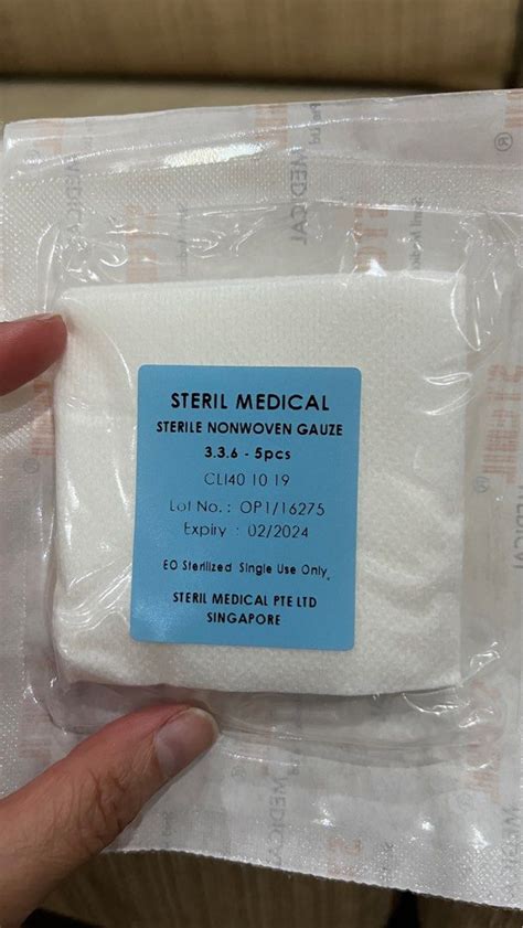 First Aid Steril Medical Sterile Nonwoven Gauze Packs Expiry